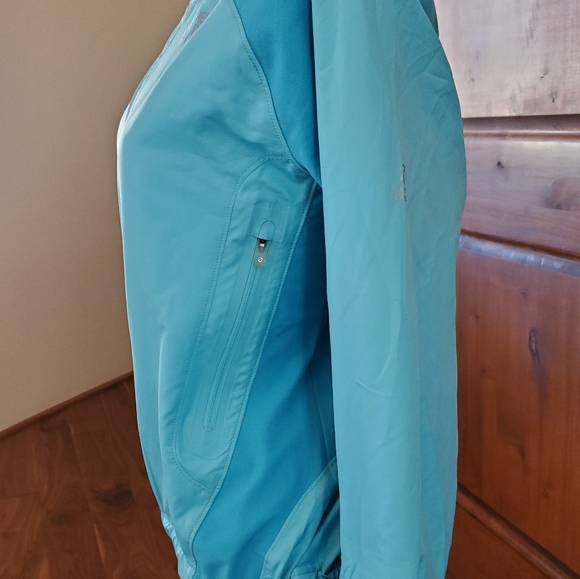 North Face flight series jacket - Picture 4 of 7